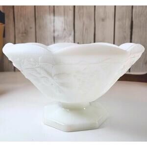 Vintage Colony Indiana Harvest Grape Milk Glass Pedestal Compote Large Bowl